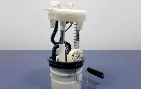Nissan Qashqai In-tank fuel pump 17040JD02A