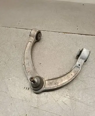 Mercedes-Benz ML W166 Front lower control arm/wishbone 
