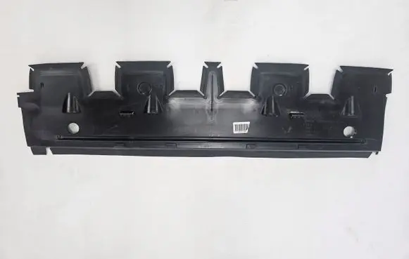 Audi Q7 4M Radiator mount bracket 4M0121286