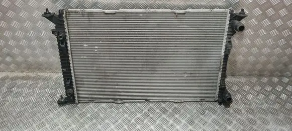 Coolant radiator