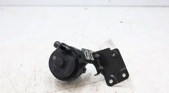 BMW X5 G05 Electric auxiliary coolant/water pump 8840614