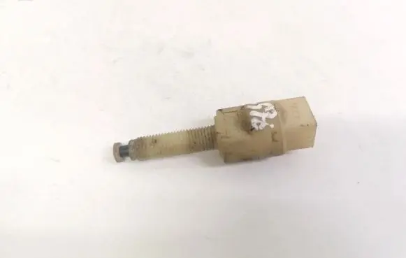 Volkswagen PASSAT B5 Brake pedal sensor switch 4a0945515a
