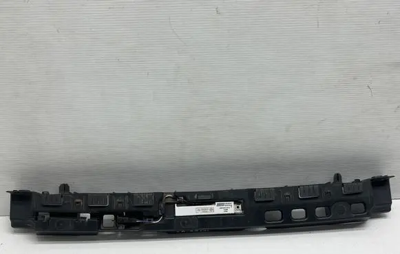 Renault Captur Rear bumper mounting bracket 850425825R 285900007R