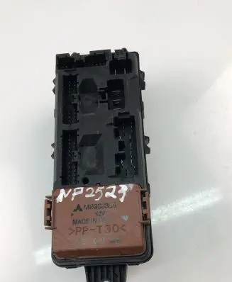 Mitsubishi Space Star Other control units/modules MB953355