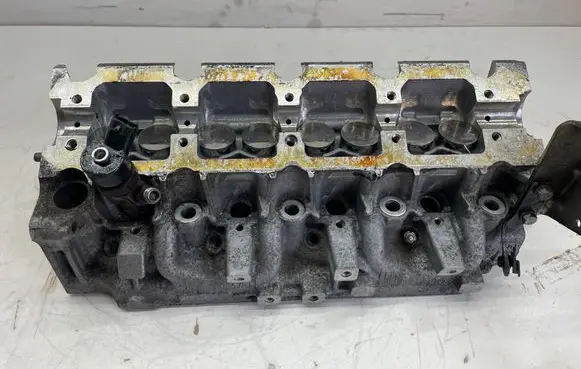 Engine head