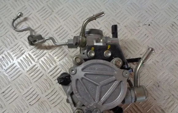 Mazda 2 Fuel injection high pressure pump SM2961000020 PE0718G00