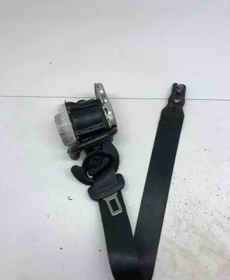 Seat Leon (5F) Rear seatbelt 5F4857706B