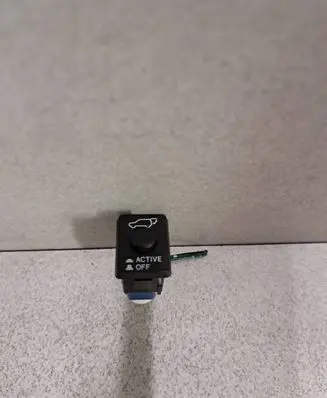 Mitsubishi Outlander Tailgate opening switch 15A257