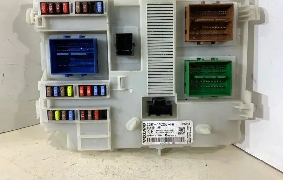 Volvo V60 Fuse module CG9T14C256FA 31314511AB