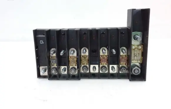 Volkswagen Transporter - Caravelle T5 Fuse module 7H6970187B