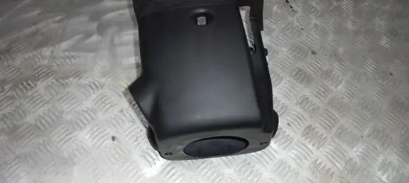 Hyundai Veloster Steering wheel trim 