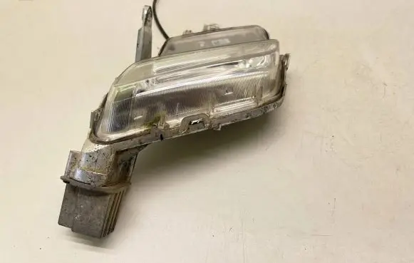 Volvo XC60 Front fog light 31420237 89209701