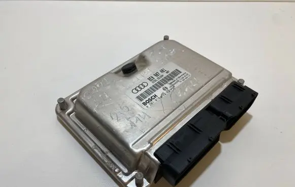 Audi A4 S4 B6 8E 8H Engine control unit/module 8E0907401 0281010492