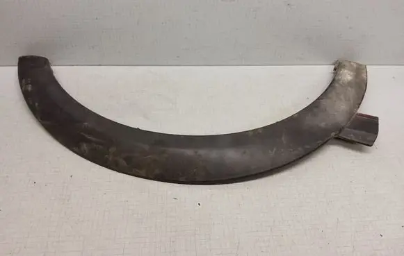 Volkswagen Golf III Front arch 1H0853718A