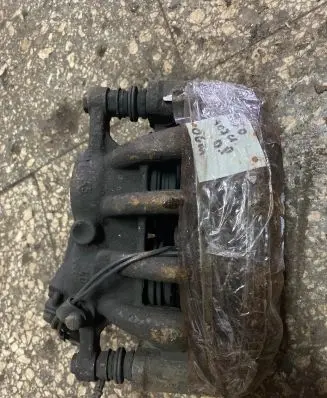 Peugeot 407 Front brake caliper