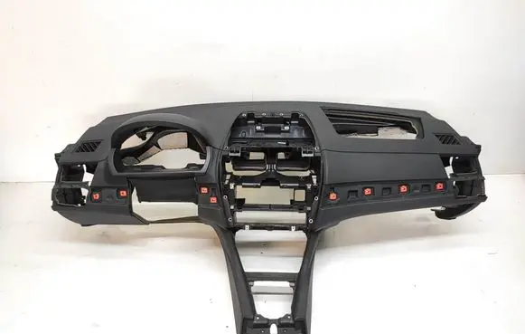 BMW X3 E83 Dashboard 7055978
