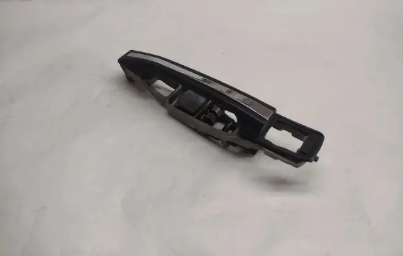 Mercedes-Benz E W124 Front door exterior handle