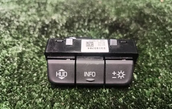 Opel Insignia B A set of switches 23193704