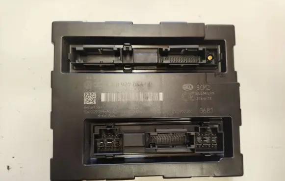 Audi A4 S4 B8 8K Comfort/convenience module 8K0907064DP 00002001 5DK00991884