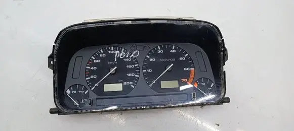 Volkswagen Polo III 6N 6N2 6NF Speedometer (instrument cluster) 88311235