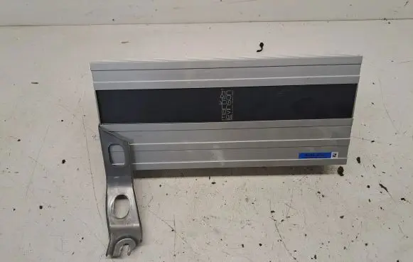Lexus RX 330 - 350 - 400H Sound amplifier 862800E021