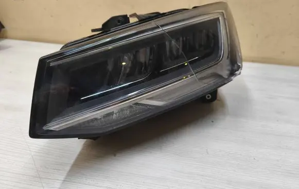 Audi Q2 - Headlight/headlamp 81A941011