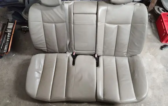 Renault Vel Satis Second row seats 