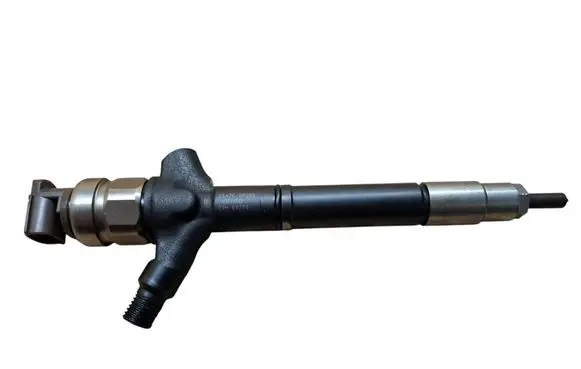 Toyota Avensis T250 Fuel injector 236700R050