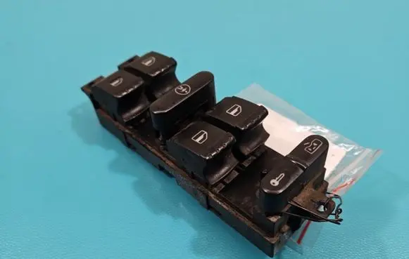 Volkswagen PASSAT B5.5 Electric window control switch 1J4959857 IMPRK1413109