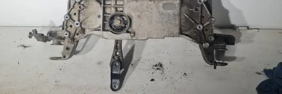 Skoda Octavia Mk2 (1Z) Front subframe