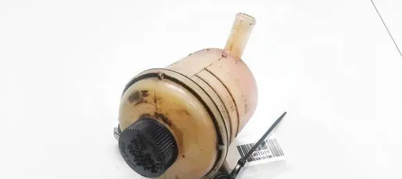 Mazda MPV Power steering fluid tank/reservoir