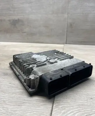 Skoda Superb B6 (3T) Engine control unit/module 03L906023JH 5WP42677AA