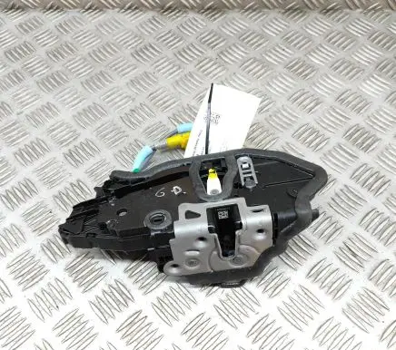 BMW i4 Rear door lock 7445054