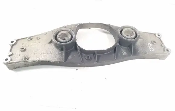 Mercedes-Benz S W221 Rear differential/diff mount bracket A2213521406
