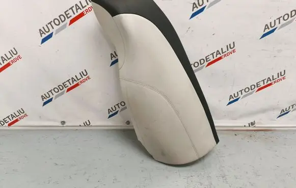 Rear seat