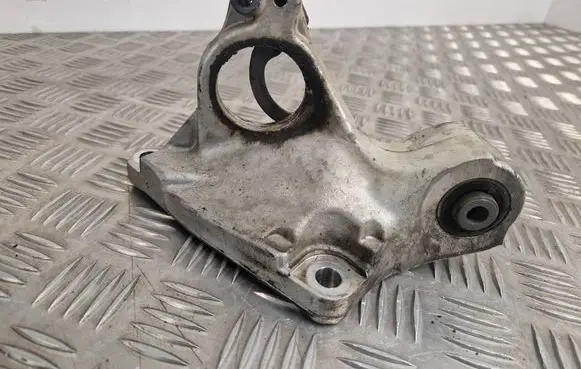 Citroen DS5 Driveshaft support bearing bracket 9653552680
