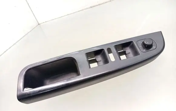 Volkswagen Golf VI Front door interior handle trim 1K4868049C