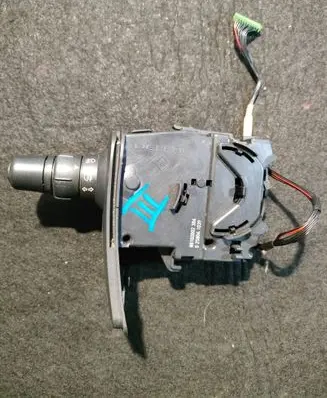 Renault Modus Indicator stalk 8810200284 0258041039