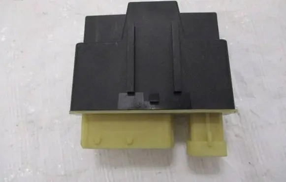 Peugeot 3008 I Coolant fan relay 9801916680 018010955 13092369579