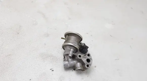 Audi A3 S3 8L EGR valve 06A131102A