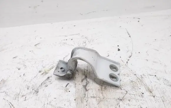 Ford Kuga I Tailgate/trunk/boot hinge