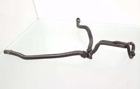 Mercedes-Benz E W211 Engine coolant pipe/hose A2118301196