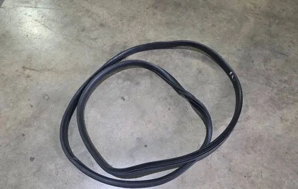 Hyundai i20 (BC3 BI3) Front door rubber seal 0604232313