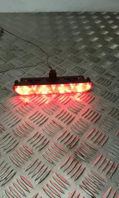 Audi A4 S4 B5 8D Third/center stoplight 0996400