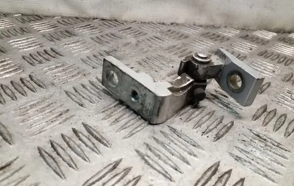 Audi A4 S4 B6 8E 8H Front door upper hinge
