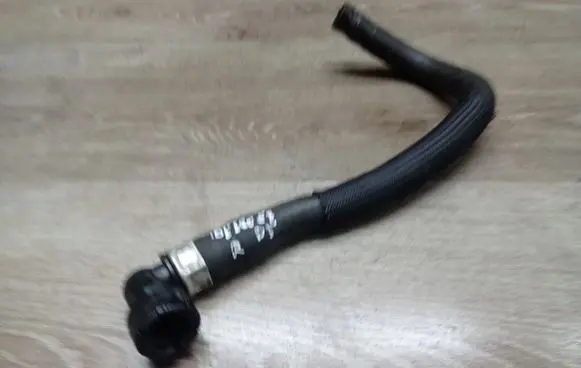 Volvo S60 Engine coolant pipe/hose 30745335