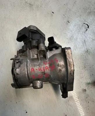 Mercedes-Benz B W245 Electric throttle body valve A6400901470