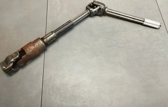 Volkswagen Phaeton Steering column universal joint