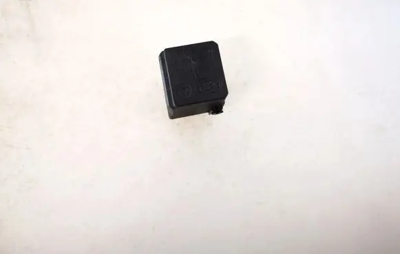 Mercedes-Benz C W203 Other relay a0025421319 4ra007791-00