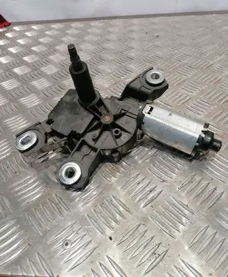 Volkswagen Tiguan Rear window wiper motor 5N0955711A